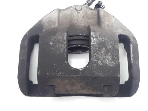 Used Right front brake caliper BMW 5 (E60) 530 i (231 hp) 11557768