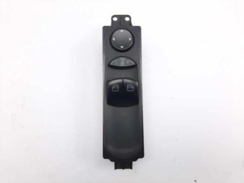 Used Left front window switch Left front window switch MERCEDES-BENZ SPRINTER 3,5-t Van (B906) 318 CDI (906.631, 906.633, 906.635, 906.637) (184 hp) 12055553 12055553