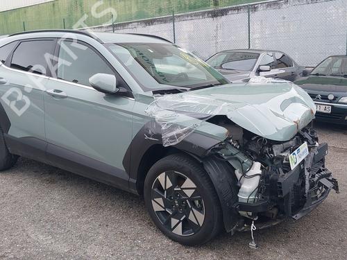 Rear center light HYUNDAI KONA SUV Van (OS, OSE, OSI) 1.6 GDi Hybrid | BP32035074I39 