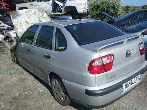 Left taillight SEAT CORDOBA (6K2) 1.4 | BP369415C34 