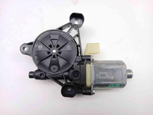 Right front window motor VW TOURAN (5T1) | BP38749961E20 - Image 3