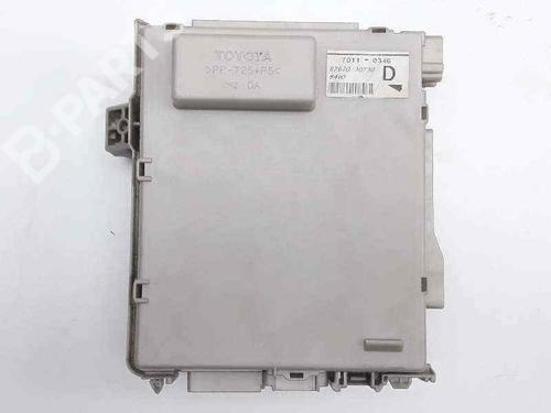 Used Fuse box LEXUS GS (_S19_) 450h (GRS191_, GWS191_) (296 hp) 4761879