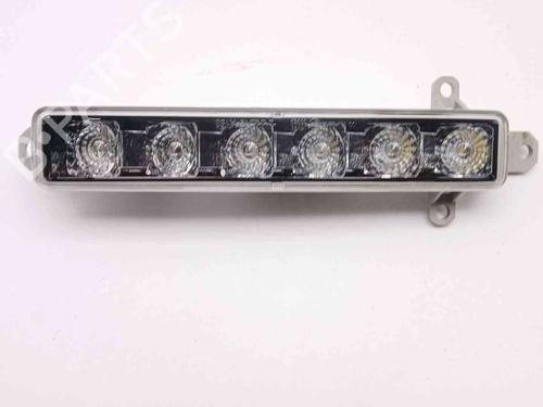 Used Right front indicator Right front indicator CITROËN C1 II (PA_, PS_) 1.2 VTi 82 (82 hp) 39890321 39890321