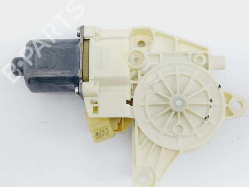 Used Left rear window motor MERCEDES-BENZ C-CLASS (W204) [2007-2015]  20684324