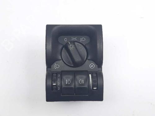 Used Headlight switch Headlight switch OPEL VECTRA B Hatchback (J96) [1995-2003] 9261604 9261604