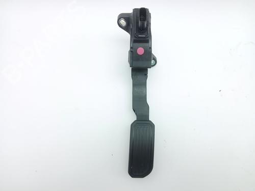 Used Pedal Pedal TOYOTA VERSO (_R2_) 1.6 (ZGR20_, ZGR20R) (132 hp) 32238471 32238471
