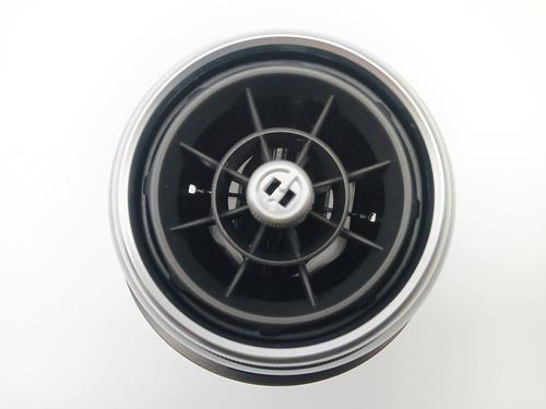 air-vent-mg-mg-zs-suv-azs1-2017-23430650 main image