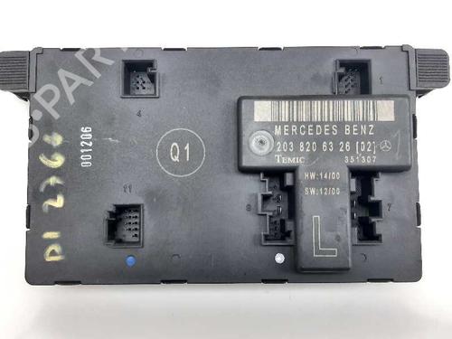 Used Comfort control module Comfort control module MERCEDES-BENZ C-CLASS (W203) C 320 (203.064) (218 hp) 20679480 20679480