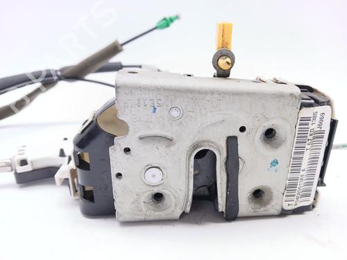 Cerradura puerta delantera izquierda FIAT FREEMONT (345_) 2.0 JTD (170 hp) 29886184