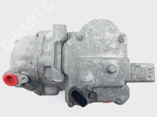 Used AC compressor AC compressor TOYOTA AURIS (_E15_) 1.8 Hybrid (ZWE150_, ZWE150R) (136 hp) 17831374 17831374