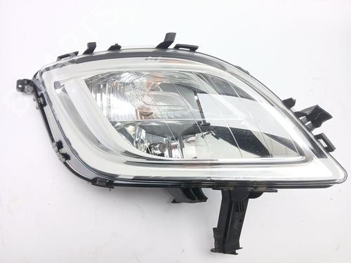 right-front-fog-light-opel-astra-j-p10-2009-2010-2011-2012-2013-2014-2015-2016-29505734 main image