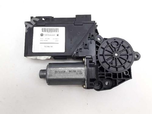 Used Right rear window motor VW TOUAREG (7LA, 7L6, 7L7) 2.5 R5 TDI (174 hp) 7237775