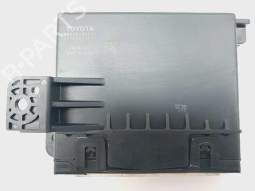 electronic-module-toyota-prius-plus-_w4_-8865047413-2774003711-2011-20685673 main image