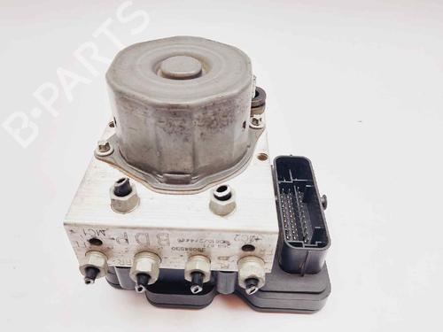 Used ABS pump ABS pump OPEL CORSA E Hatchback Van (X15) 1.3 CDTI (08) (75 hp) 15554856 15554856