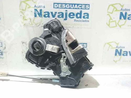 Used Front right lock TOYOTA COROLLA (_E12_) [2001-2008]  2970771