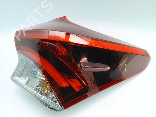 Højre baglygte TOYOTA AURIS Estate (_E18_) 1.8 Hybrid (ZWE186_, ZWE186R, ZWE186H) (136 hp) 30969924