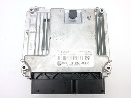 Used Engine control unit (ECU) BMW 3 (F30, F80) 318 d (143 hp) 22758729