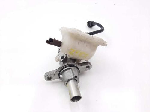 Used Brake master cylinder CITROËN C4 II (NC_) [2009-2025]  9261402