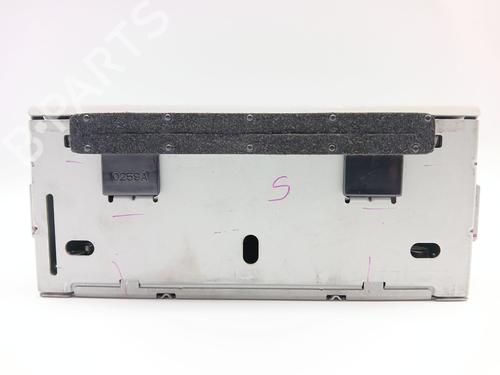 Used Radio LAND ROVER FREELANDER 2 (L359) 2.2 TD4 4x4 (160 hp) 28377715