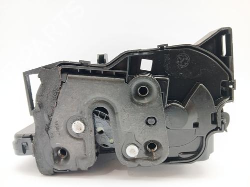 rear-right-lock-renault-megane-iv-hatchback-b9amn_-2015-27636617 main image