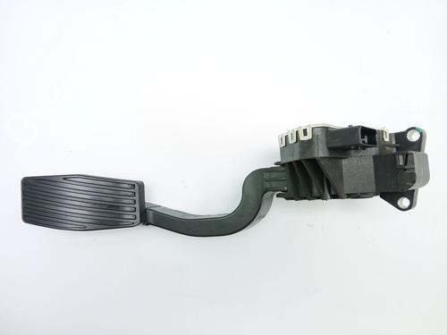 Used Pedal Pedal FIAT 500L (351_, 352_) 1.6 D Multijet (199LYE1B) (120 hp) 22978722 22978722