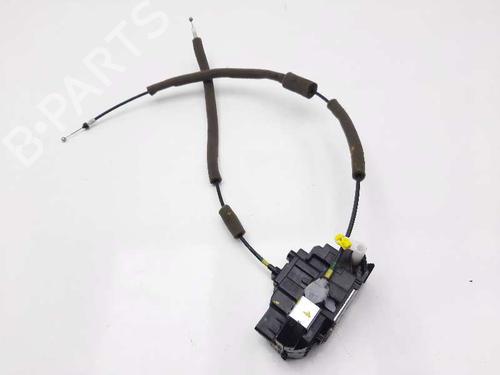 front-left-lock-nissan-pulsar-hatchback-c13-12-dig-t-2014-9263319 main image