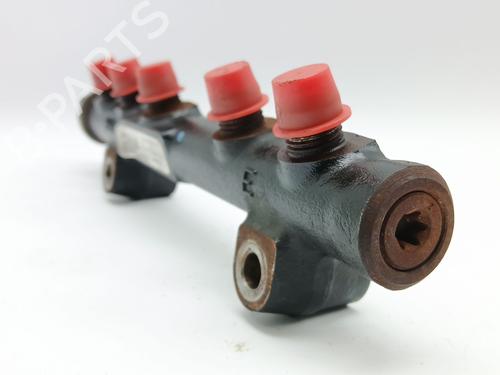 Injection rail CITROËN C4 II (NC_) 1.6 HDi 90 | BP36032650M98 - Image 3