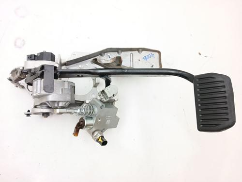 Used Break pedal VOLVO V60 I Cross Country (157) D4 Polestar AWD (220 hp) 28001659