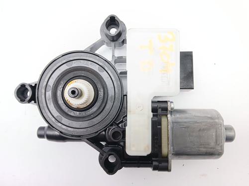 Used Right rear window motor Right rear window motor VW POLO VI (AW1, BZ1, AE1) 1.0 TSI (95 hp) 22316867 22316867