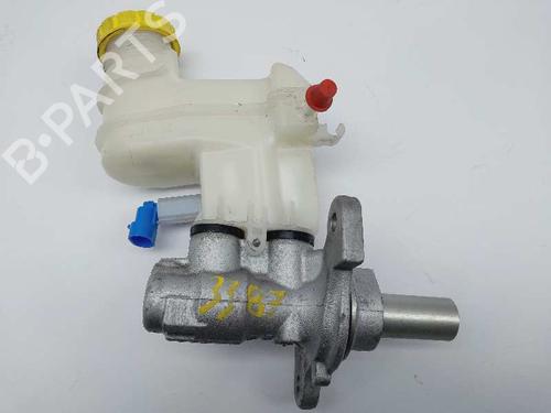 Used Brake master cylinder Brake master cylinder FIAT 500 (312_) 1.0 Mild Hybrid (312.AYD1B) (69 hp) 17322214 17322214