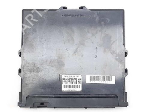 Used Electronic module Electronic module TOYOTA AURIS (_E18_) 1.6 D4-D (WWE185_) (112 hp) 10552139 10552139