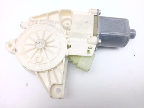 right-rear-window-motor-mercedes-benz-c-class-w204-2007-2008-2009-2010-2011-2012-2013-2014-2015-32322712 main image