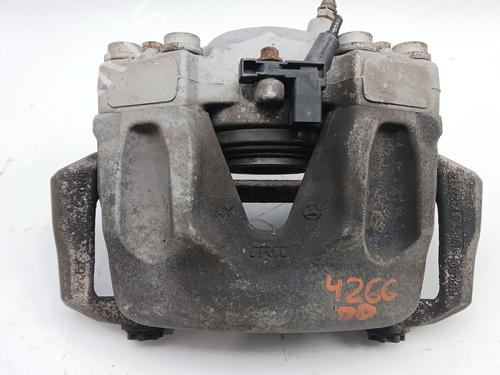 Used Right front brake caliper Right front brake caliper MERCEDES-BENZ C-CLASS (W204) C 320 CDI (204.022) (224 hp) 33045502 33045502