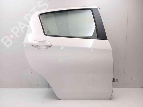 Used Right rear door Right rear door TOYOTA YARIS (_P13_) 1.3 (NSP130_, NSP130) (99 hp) 40045017 40045017
