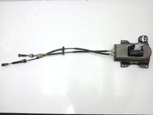 Used Gear lever FIAT 500L (351_, 352_) 1.6 D Multijet (199LYE1B) (120 hp) 22978715