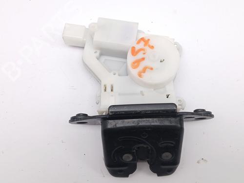 Used Tailgate lock RENAULT KADJAR (HA_, HL_) 1.6 dCi 130 (HLA4) (130 hp) 29244791