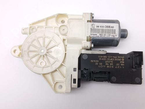 Used Left front window motor Left front window motor PEUGEOT 407 (6D_) 2.0 HDi 135 (6DRHRH, 6DRHRE, 6DRHRG, 6DRHRJ) (136 hp) 29886556 29886556