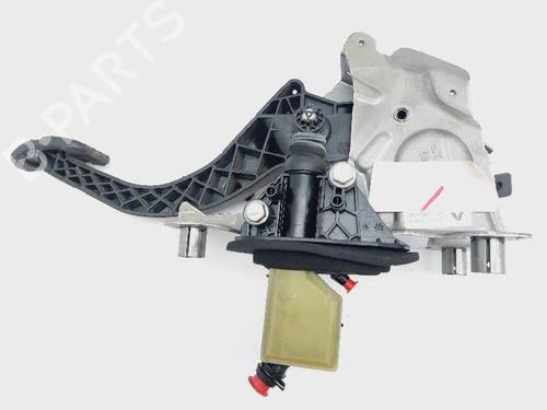 Clutch pedal RENAULT MEGANE IV Hatchback (B9A/M/N_)  | BP20685912I13 