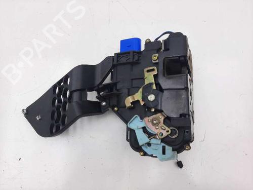 Used Front left lock VW TOUAREG (7LA, 7L6, 7L7) 2.5 R5 TDI (174 hp) 11525790