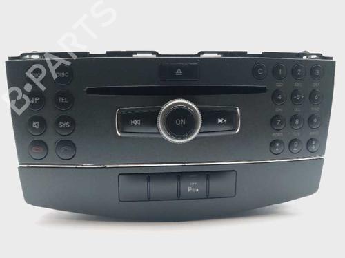 Used Radio Radio MERCEDES-BENZ C-CLASS (W204) C 200 CDI (204.001) (136 hp) 17514956 17514956