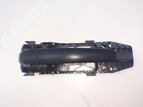 Used Front right exterior door handle Front right exterior door handle 20680584 20680584