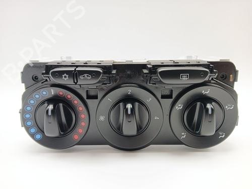 climate-control-opel-corsa-e-x15-2014-31679915 main image
