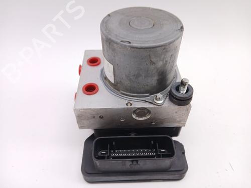 Used ABS pump ABS pump PEUGEOT 308 SW II (LC_, LJ_, LR_, LX_, L4_) 1.2 THP 110 (110 hp) 33045517 33045517