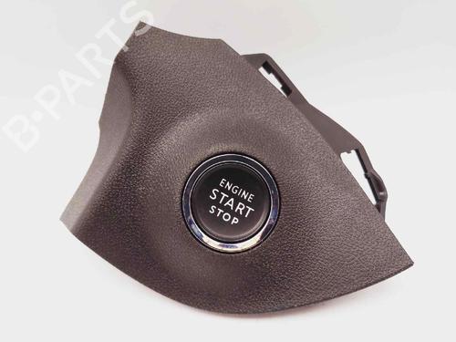 Used Switch Switch OPEL CROSSLAND X / CROSSLAND (P17, P2QO) 1.2 (75) (131 hp) 15086518 15086518