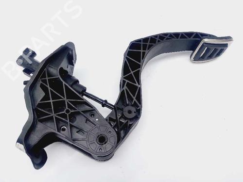 Used Clutch pedal Clutch pedal SKODA RAPID Spaceback (NH1) [2012-2019] 20684777 20684777