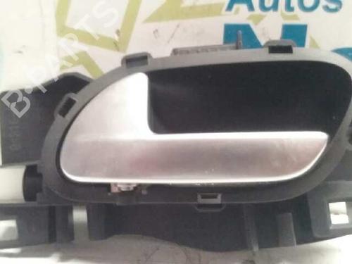 Used Front left interior door handle Front left interior door handle CITROËN C4 II (NC_) [2009-2026] 3213830 3213830
