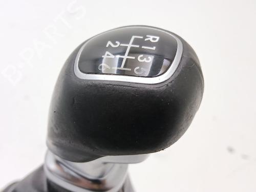 Gear lever KIA CARENS IV 1.7 CRDi | BP28607863M90 - Image 3
