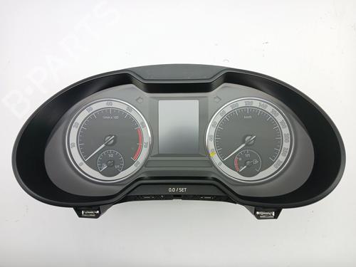 Used Instrument cluster Instrument cluster SKODA OCTAVIA III Combi (5E5, 5E6) 1.5 TSI G-TEC (130 hp) 35771158 35771158