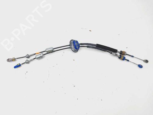 other-ds-ds-5-kf_-20-hybrid4-4x4-b81ml6c-2015-2016-2017-2018-20685952 main image