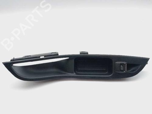 Used Right front window switch Right front window switch FORD FOCUS III [2010-2020] 20685313 20685313